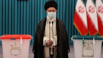 آج میدان ایرانی عوام کے ہاتھ میں ہے: رہبر انقلاب اسلامی