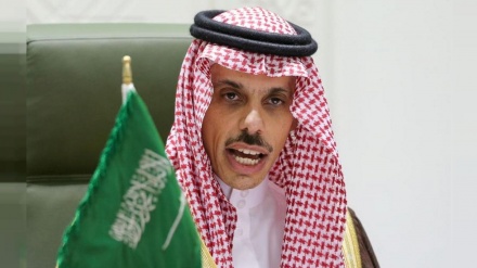سعودی وزیر بزعم خود ایران کو لگام دینے کے لئے بے چین