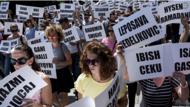 Kthimi i serbes Dragica Gashiq në Gjakovë nxit reagime, qeveria hesht