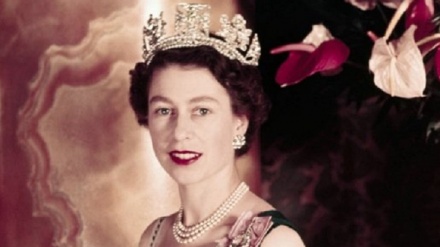 آکسفورڈ یونیورسٹی سے ملکہ کی تصویر ہٹانے کے حق میں طلبہ نے ووٹ دیا