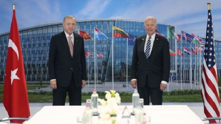 Biden i Erdogan održali prvi bilateralni sastanak u jeku neriješenih sporova