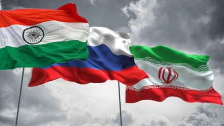 سہ فریقی (ٹرائیکا) گروپ میں شمولیت کے لئے روس نے ایران اور ہندوستان کو دعوت دی