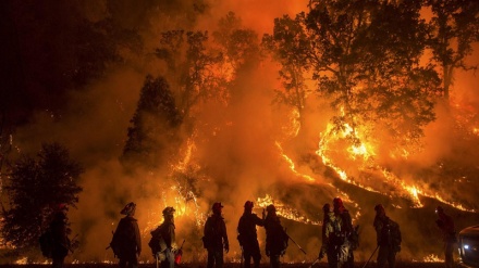 مغربی امریکہ میں جنگلات میں لگی آگ نے موسم کی شدت میں اضافہ کر دیا 
