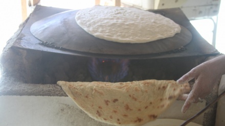 نان ساجی