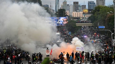 تھائی لینڈ کا دارالحکومت ایک بار پھر مظاہروں کی لپیٹ میں