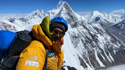  پاکستانی کوہ پیما شہروز کاشف، کے ٹو، سر کرنے والے دنیا کے کمر عمر ترین کوہ پیما 