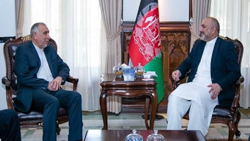ایران اور افغانستان کے وزرائے خارجہ کے درمیان صلاح و مشورہ 