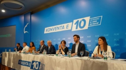 Zgjidhet pardje kryetari i ri i PDK, Hoxhaj: Jam i bindur se Thaçi dhe Veseli do të kthehen faqebardhë