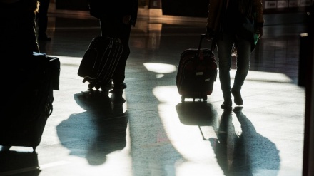 Barometri 2021: Shqiptarët, me dëshirën më të madhe për emigruar në rajon