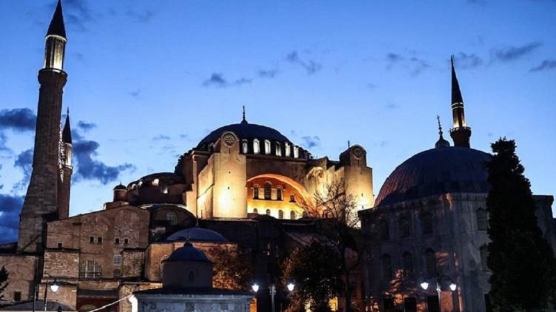 UNESCOyê derbarê mizgevta Ayasofyayê de hişyarî da Tirkiyê 