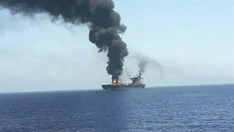 Sulmohet një anije e regjimit sionist në Detin e Omanit