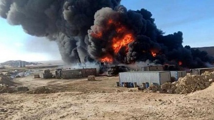 یمن کی مستعفی حکومت کے فوجی کیمپ میں ہولناک دھماکہ