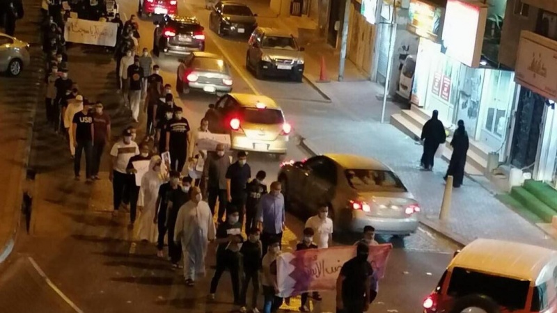 سیاسی قیدیوں کی رہائی کے لئے بحرینیوں کے پرامن مظاہرے