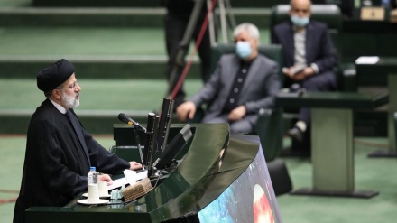 Iranski parlament počeo rasprave o sastavu vlade i ministrima koje je predložio Raisi