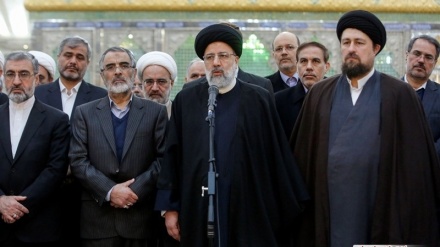 Rinovimi i besëlidhjes së Ajetollah Raisi dhe anëtarëve të qeverisë së 13 -të me idealet e Imam Khomeinit(ra)