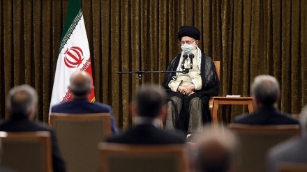Vrhovni lider Irana se sastao s članovima nove vlade: Amerika je predator; služite narodu i islamu u svakoj prilici