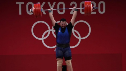İranlı ağır atlet Tokio Olimpiya Oyunlarında gümüş medalı qazanıb