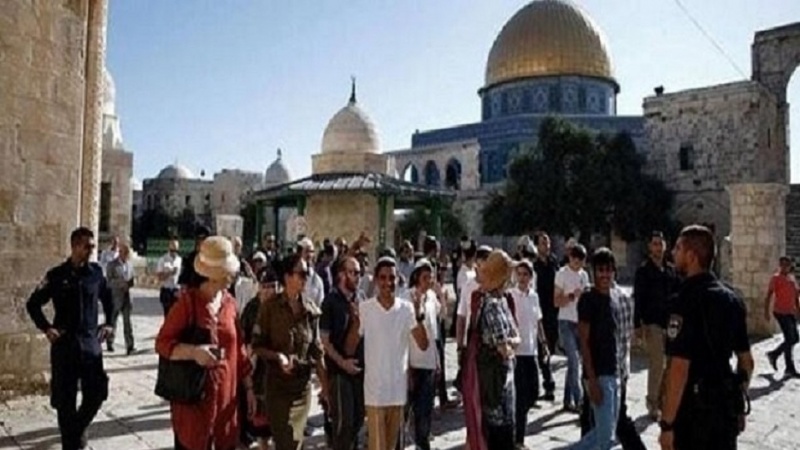 Sionist qəsəbə sakinləri Məscidüləqsaya basqın ediblər