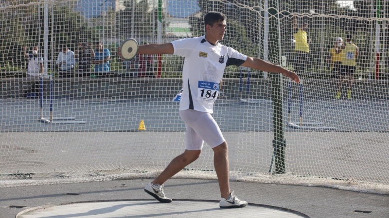 نوجوان ایرانی ایتھلیٹ ڈسک تھرو کے فائنل میں 