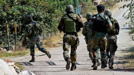 ہندوستان کے زیر انتظام کشمیر میں مسلحانہ تصادم، تین کی موت