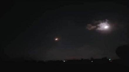 Siria përballet me objektiva armiqësore izraelitë mbi Damask dhe Homs