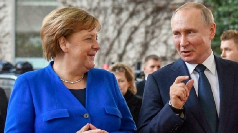 Putin i Merkel razgovarali u Moskvi