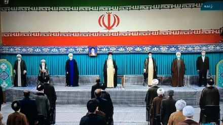 ایران کے 13 ویں صدر کی توثیق کی تقریب شروع