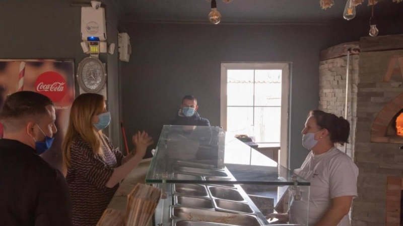 Zhdukja e shtresës së mesme!