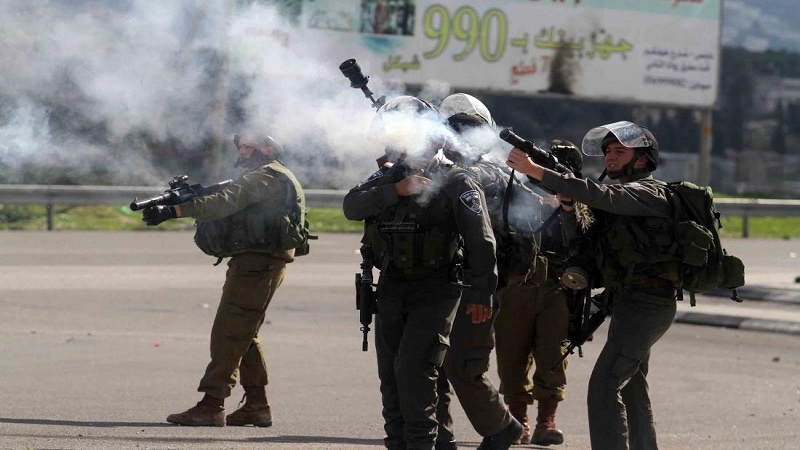 اسرائیلی فوج کے حملے میں درجنوں فلسطینی زخمی 