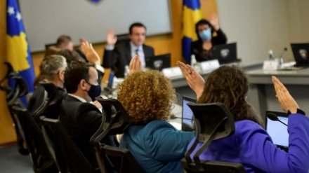 Vendos Qeveria: 1500 euro për secilën familje kosovare që kanë humbur familjarin nga COVID-19