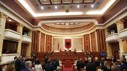 Kuvendi i ri mblidhet sot për Byronë, sekretariatet dhe komisionet