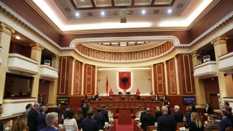 Kuvendi i ri mblidhet sot për Byronë, sekretariatet dhe komisionet