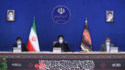 ہمسایہ ملکوں کے ساتھ تعلقات کا فروغ اولین ترجیح ہے: صدر ایران