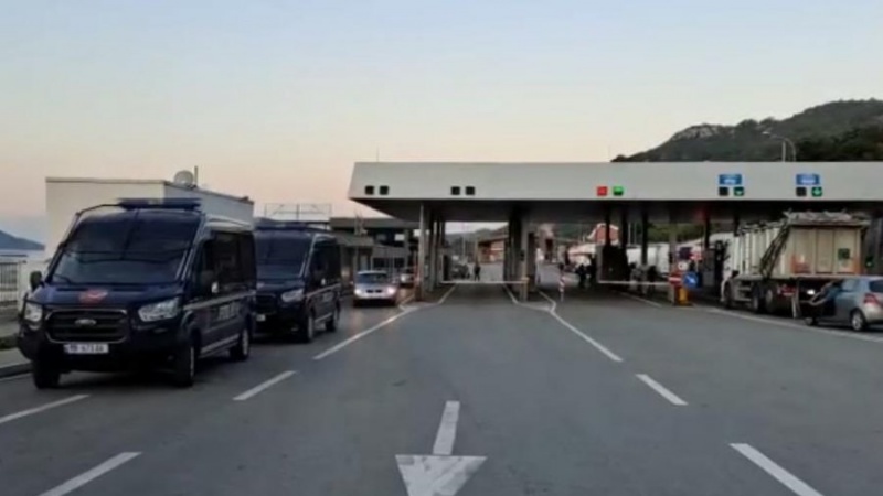 Mali i Zi kthen mbrapsht punëtorët ditorë për të dytën ditë radhazi