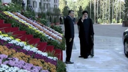 شانگھائی تعاون تنظیم کے اجلاس میں صدر ایران کی آمد۔ ویڈیو