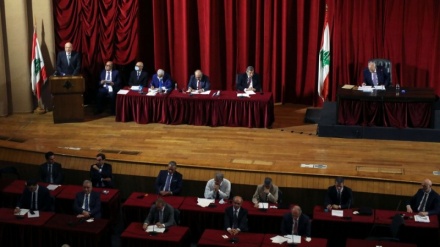 Parlamenti libanez voton në favor të kabinetit të kryeministrit Naxhib Mikati