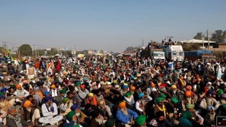 ہندوستان: دہلی اور ملک کے دیگر شہروں میں کسانوں  کا احتجاجی دھرنا