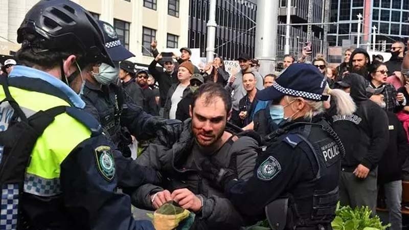 امریکہ کے ساتھ ایٹمی ہتھیاروں کے معاہدے کے خلاف آسٹریلوی باشندوں کے مظاہرے