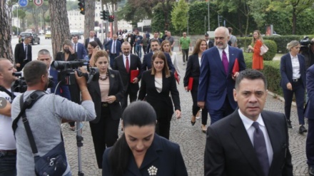 Përfundon betimi i qeverisë 'Rama 3' tek Presidenti