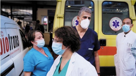 Greqi, filloi pezullimi i 10 mijë punonjësve të pavaksinuar të Shëndetit Publik