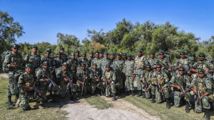 مەشقی سەربازیی «فاتیحانی خەیبەر»ی ھێزی زە وینیی ئەرتەشی کۆماری ئیسلامیی ئێران له ناوچەی باکووری ڕۆژئاوای ئێران