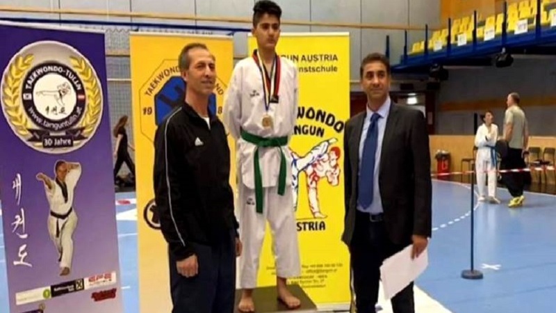 Zarokekî Kurd li Otrîşê di Taykwandoyê de medala zêr wergirt 
