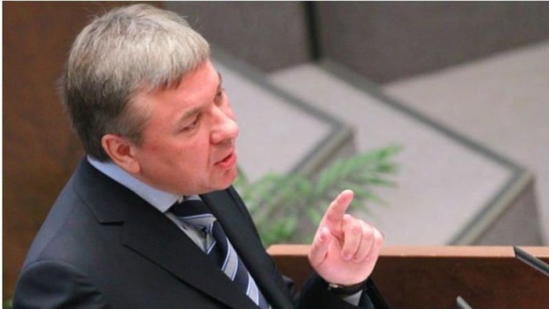 Mali i Zi arreston ish-zyrtarin rus të akuzuar për mashtrim financiar