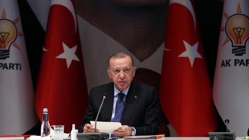 Erdogan dîsa xwendekarên Bogaziçiyê yên nerazî wek terorîst bi nav kirin