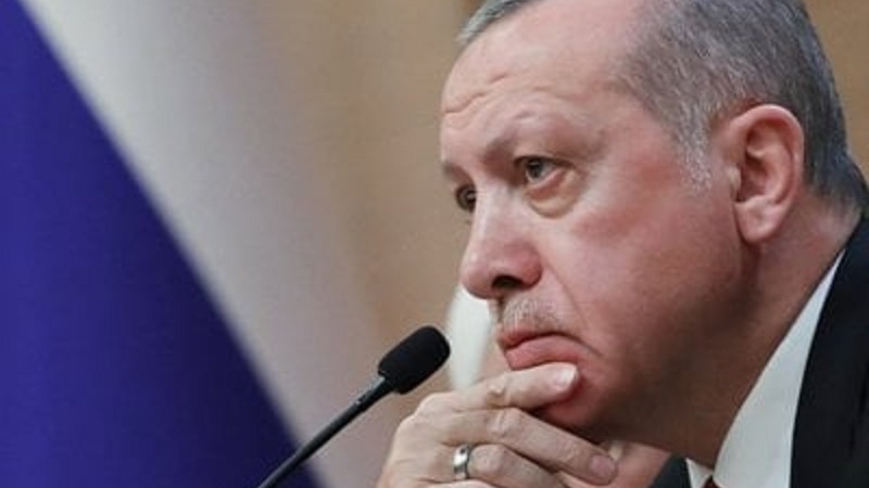 اپنے فیصلے پر اڑے اردوغان، ترک وزارت خارجہ بھی ناکام