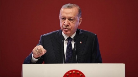 Erdogan Yewnanîstanê rexne dike