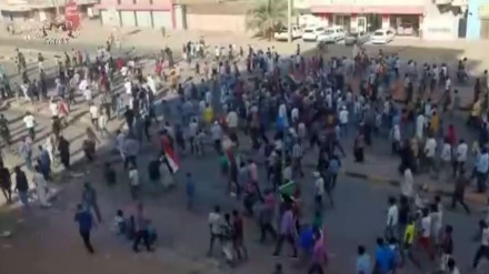 سوڈان میں فوجی بغاوت کے خلاف عوامی مظاہرے