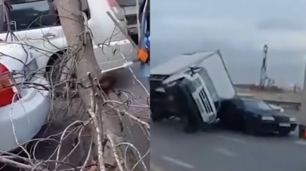 Güclü külək Bakını cənginə aldı