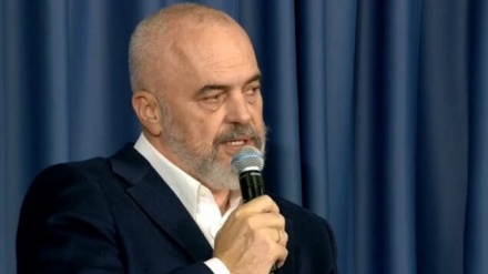 Fonde për shkollat’, Rama: Ka të rinj në fshatra që punojnë nga shtëpia për kompani amerikane