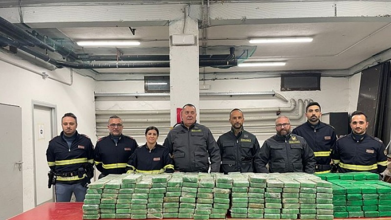 Biznesmeni shqiptar kapet 476 kg kokainë të pastër në makinë